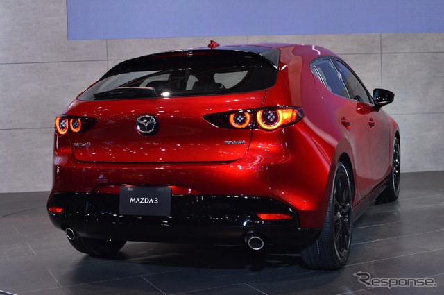 マツダ 3 ハッチバック 新型(東京オートサロン2019)