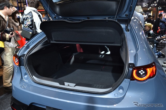 マツダ 3 ハッチバック 新型(東京オートサロン2019)