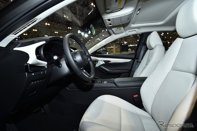 マツダ 3 ハッチバック 新型(東京オートサロン2019)