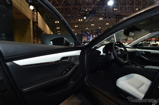 マツダ 3 新型(東京オートサロン2019)