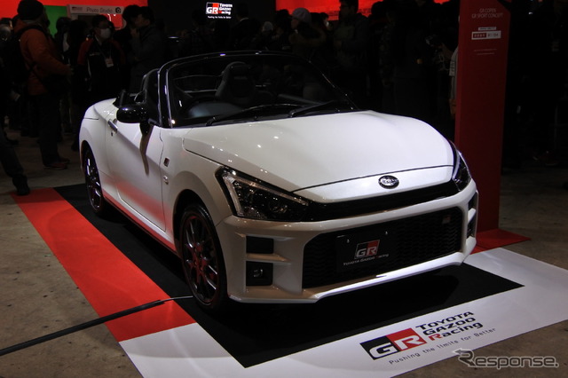トヨタGAZOOレーシング ブース(東京オートサロン)