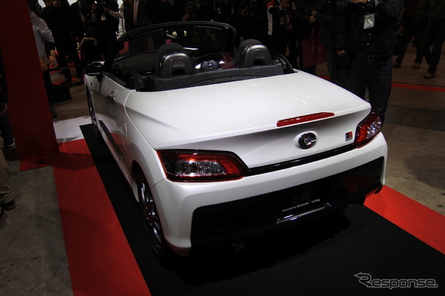 トヨタGAZOOレーシング ブース(東京オートサロン)