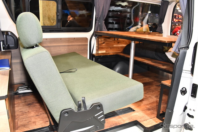 オートバックス/ゴードンミラーGMLVAN V-01(東京オートサロン2019)