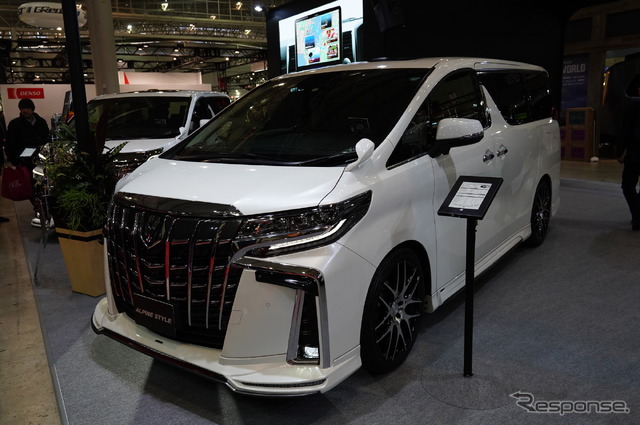 アルパインスタイルブース(東京オートサロン2019)