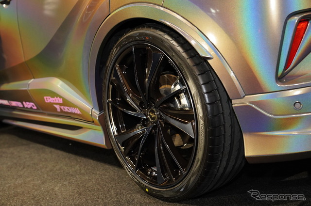 トピー実業ブース(東京オートサロン2019)