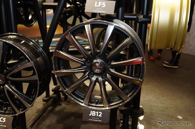 トピー実業ブース(東京オートサロン2019)