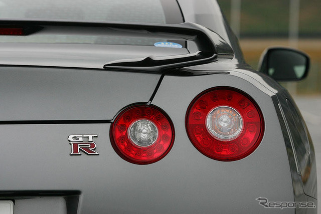 【日産 GT-R 解説】トランスアクスルを核に構築されたパワートレイン