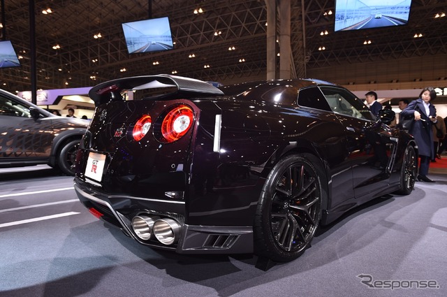 日産 GT-R 大坂なおみ選手ブランドアンバサダー就任記念モデル(東京オートサロン2019)