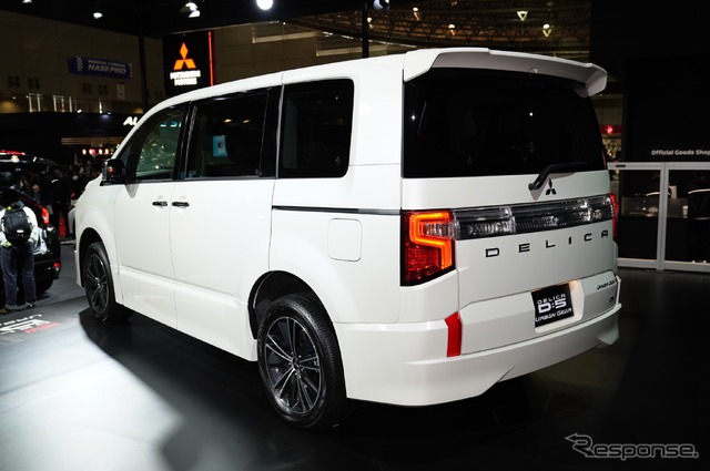 三菱デリカD:5 新型アーバンギア(東京オートサロン2019)