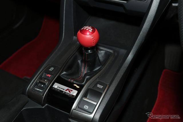 無限 MUGEN CIVIC TYPE R Prototype(東京オートサロン2019)