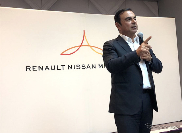 ゴーン被告