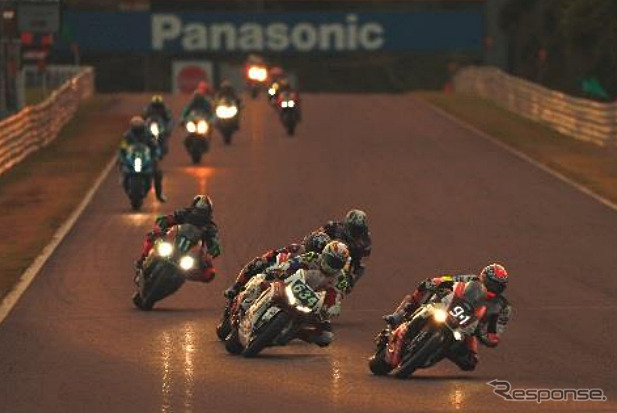 鈴鹿8耐 夕闇走行イメージ