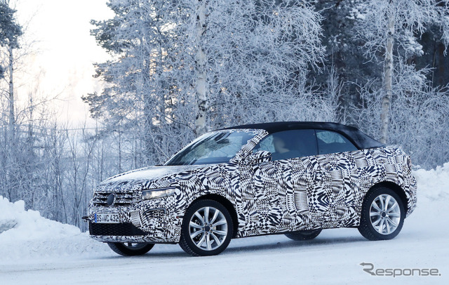 VW T-ROC カブリオレ スクープ写真