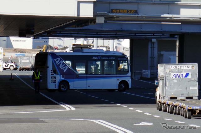 申請の関係上、車両のUターンは手動となった