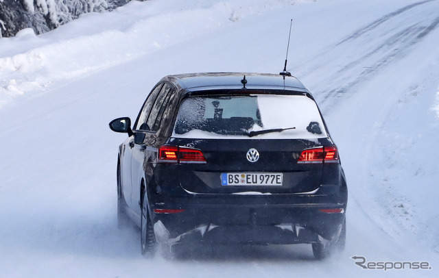 VW ID. ブランドの新型クロスオーバー車プロトタイプ(スクープ写真)