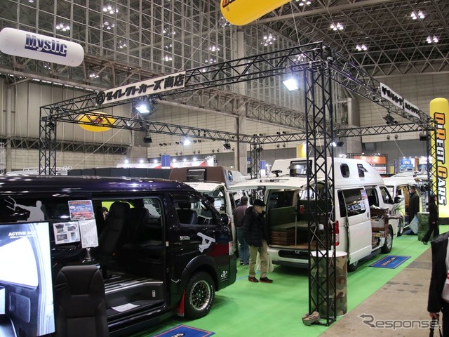ダイレクトカーズDOG ACE(ジャパンキャンピングカーショー2019)