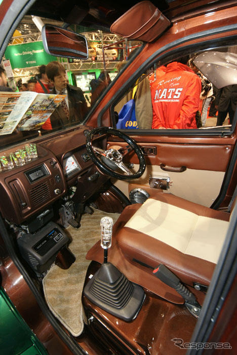 【東京オートサロン08】メイドby金の卵!? 今年もNATSが大集合!