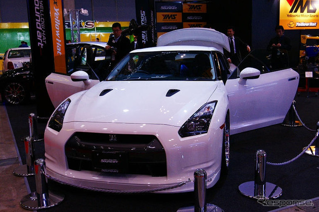 【東京オートサロン08】あちらこちらで GT-R