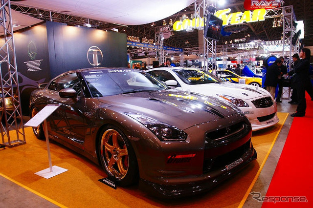 【東京オートサロン08】あちらこちらで GT-R