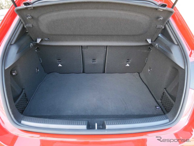 メルセデスベンツ Aクラス 新型(A180スタイル)