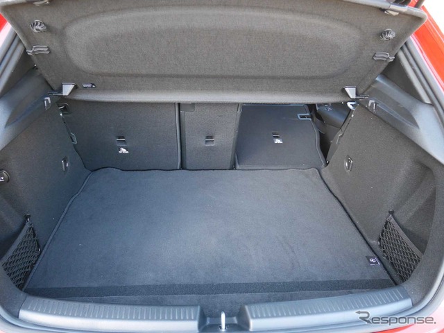メルセデスベンツ Aクラス 新型(A180スタイル)