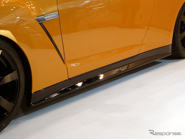 【東京オートサロン08】ゼル、GT-R 用パーツを2月に発売