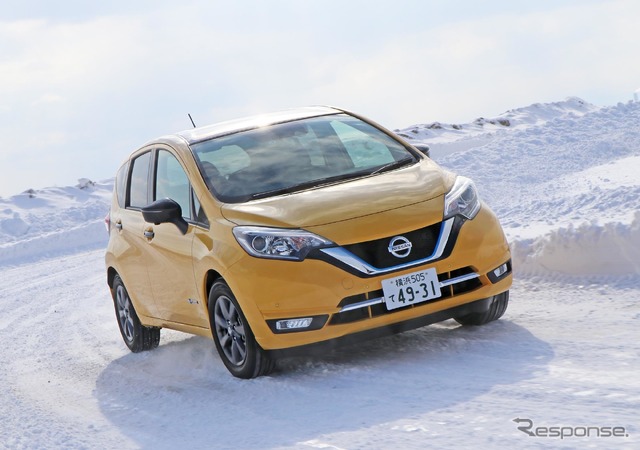 日産 ノートe-POWER(日産インテリジェントモビリティ雪上試乗会)
