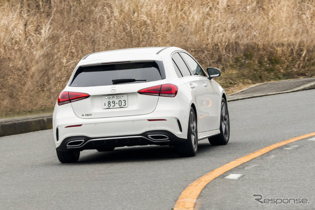 メルセデスベンツ Aクラス 新型(A180 スタイル AMGライン装着車)