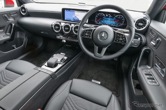 メルセデスベンツ Aクラス 新型(A180 スタイル)