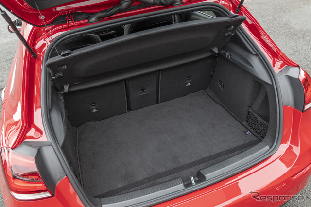 メルセデスベンツ Aクラス 新型(A180 スタイル)