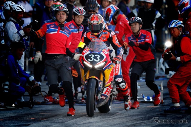 日本レース写真家協会会員による写真展「COMPETITION」(参考画像)
