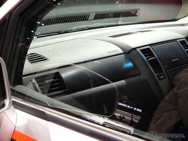【東京オートサロン08】NISMOは ティーダ をチューン