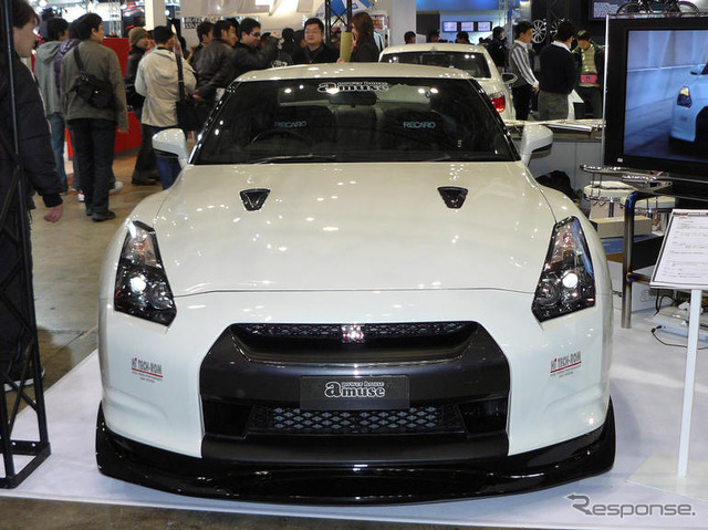 【東京オートサロン08】日産 GT-R チューン…マフラー交換編