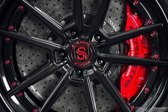 シボレー コルベット ZR1 カスタムカー(Strasse Wheels)