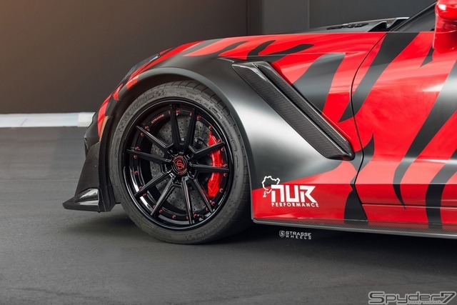 シボレー コルベット ZR1 カスタムカー(Strasse Wheels)