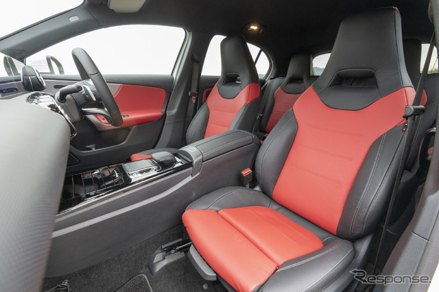 メルセデスベンツ Aクラス 新型(A180 スタイル AMGライン装着車)