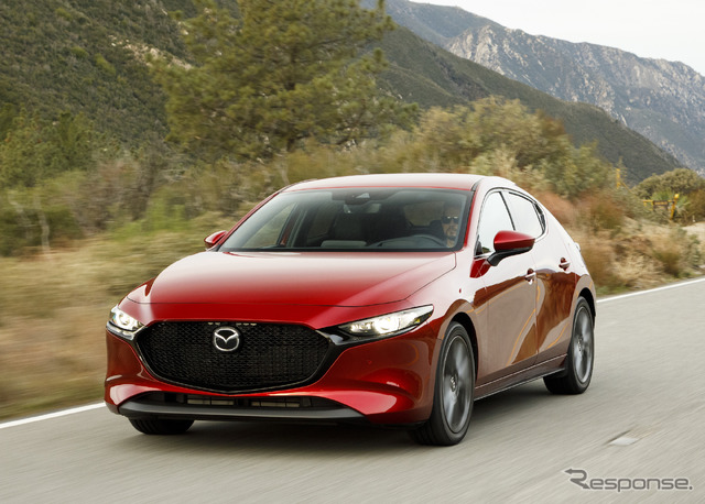 マツダ3 SKYACTIV-G 2.0(欧州仕様、マイルドハイブリッド)
