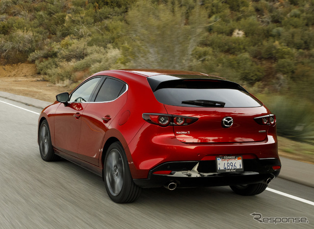 マツダ3 SKYACTIV-G 2.0(欧州仕様、マイルドハイブリッド)