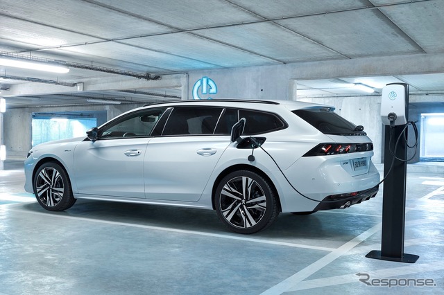 プジョー508SW PHEV