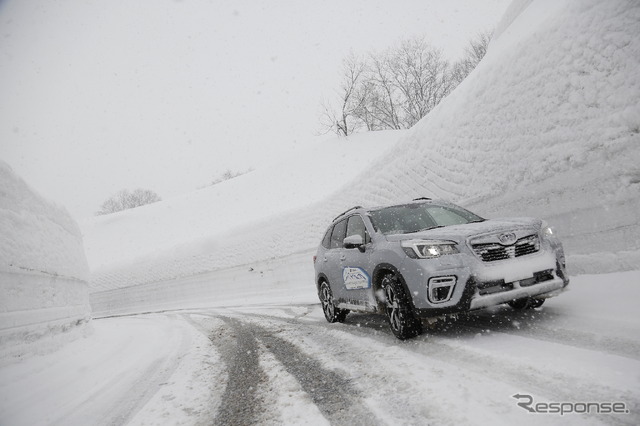 スバル雪上試乗会