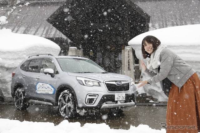なぜ山形でスバルは愛されるのか? 山形出身の伊藤梓が探った!(写真は肘折温泉カルデラ温泉館にて)