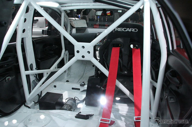 【東京オートサロン08】写真蔵…トヨタ ブレイド マスター TRD concept R