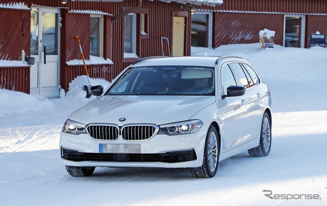 BMW 5シリーズツーリング PHEV スクープ写真