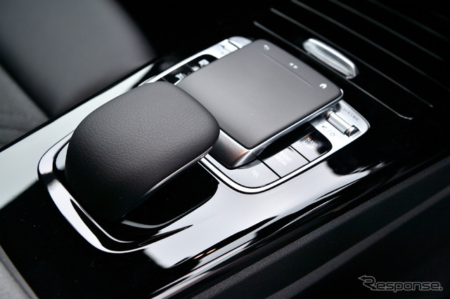 メルセデスベンツ Aクラス 新型(A180)