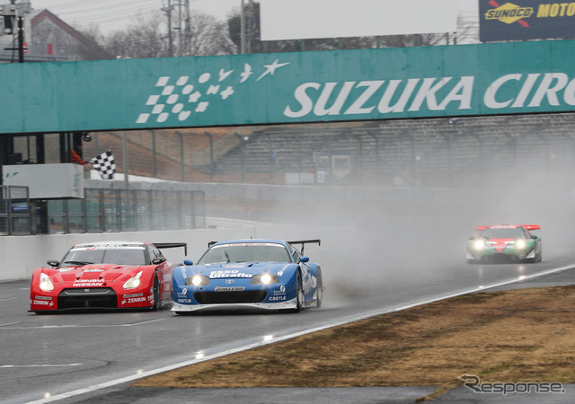 第2戦は脇阪が優勝、本山が2位という結果に（3位道上）。