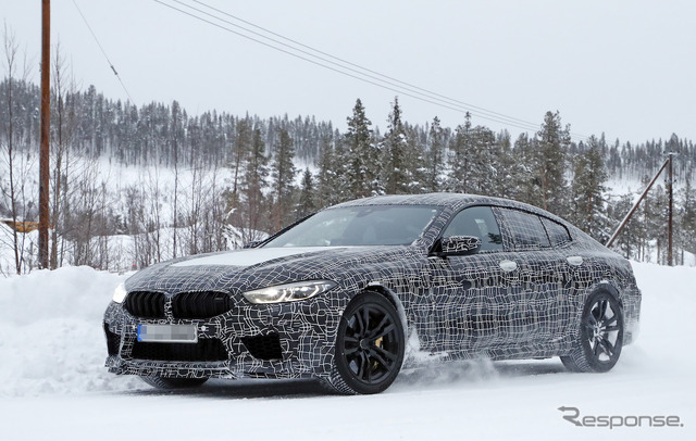 BMW M8 グランクーペ スクープ写真