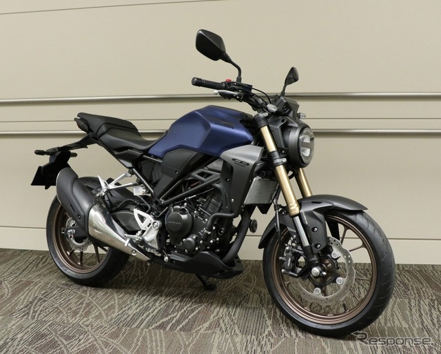 ホンダ CB250R（市販予定車）