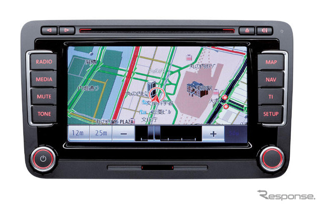 VW、日本向けに新型ナビを開発…パサートに設定