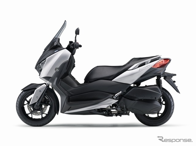 ヤマハ XMAX ABS(マットシルバー)