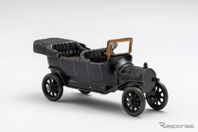 世界初のダイキャストミニチュアカー フォードモデルT(1914・米)